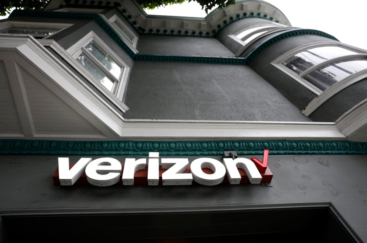 Verizon’s stock rises as earnings show the company is no longer a ‘hunting ground’