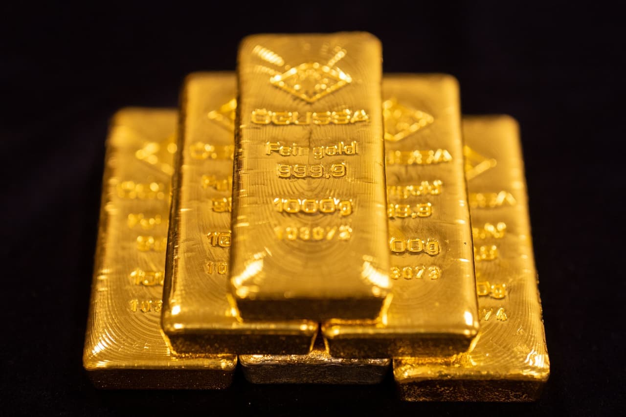 China has been buying the gold dip, and these analysts say a comeback is brewing