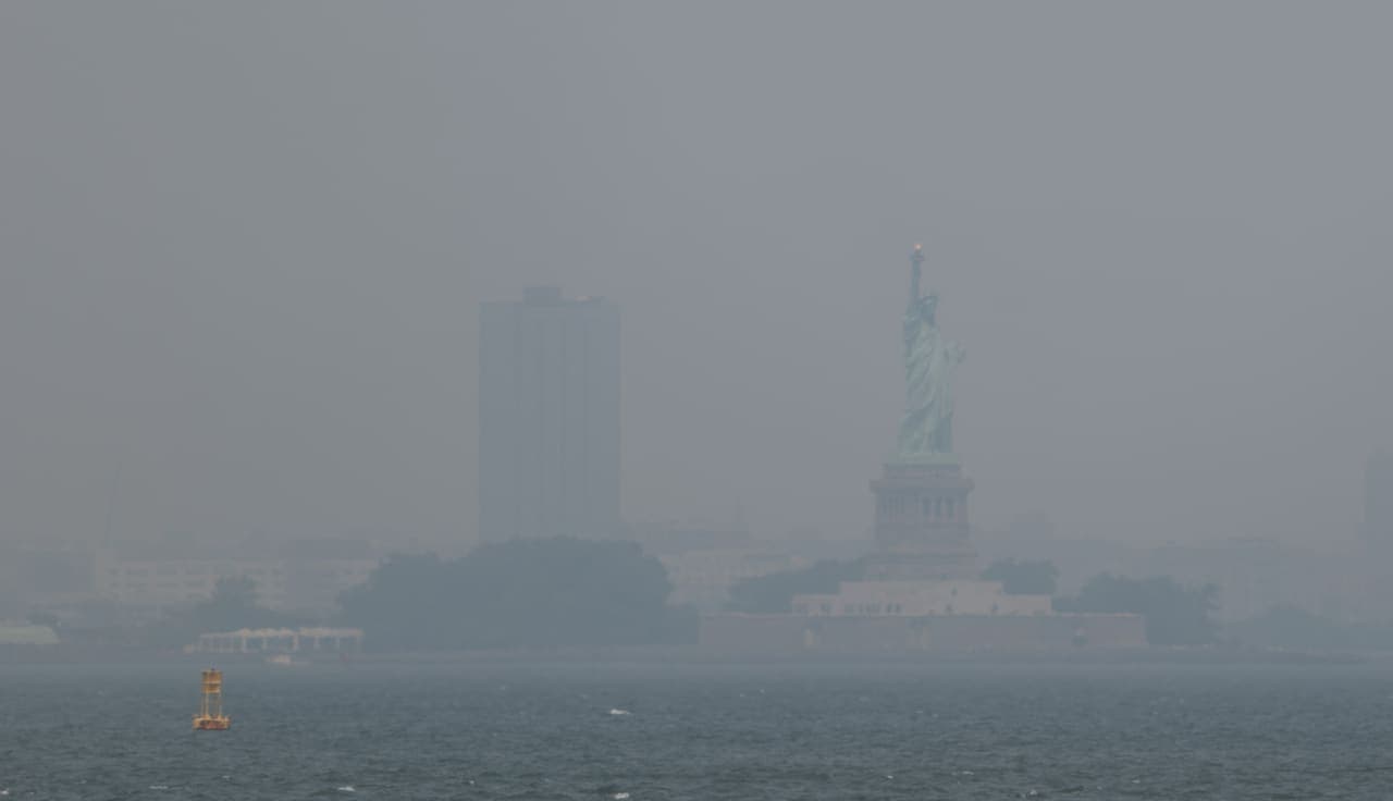 These cities are blanketed with wildfire smoke. Here’s what to know about bad air quality.