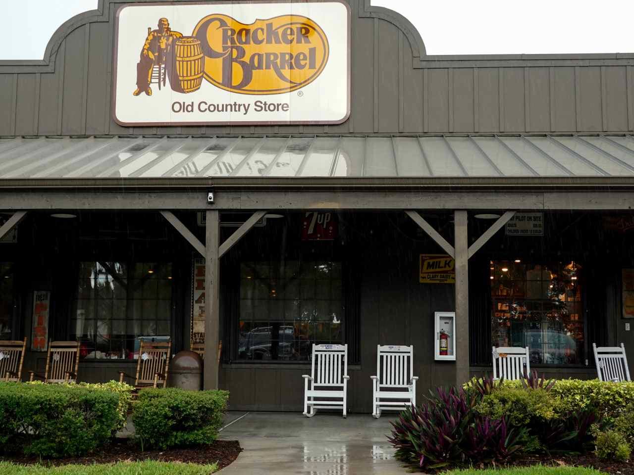 How the fight over Cracker Barrel’s logo marked the beginning of the end for its CEO