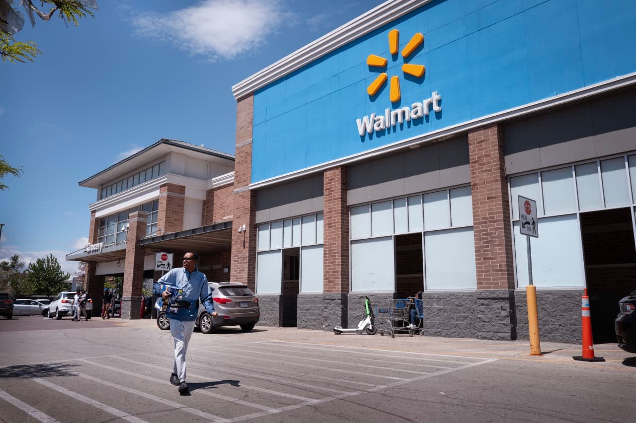 Trump calls Walmart ‘patriotic’ for cutting beef prices — in a stark change of tune