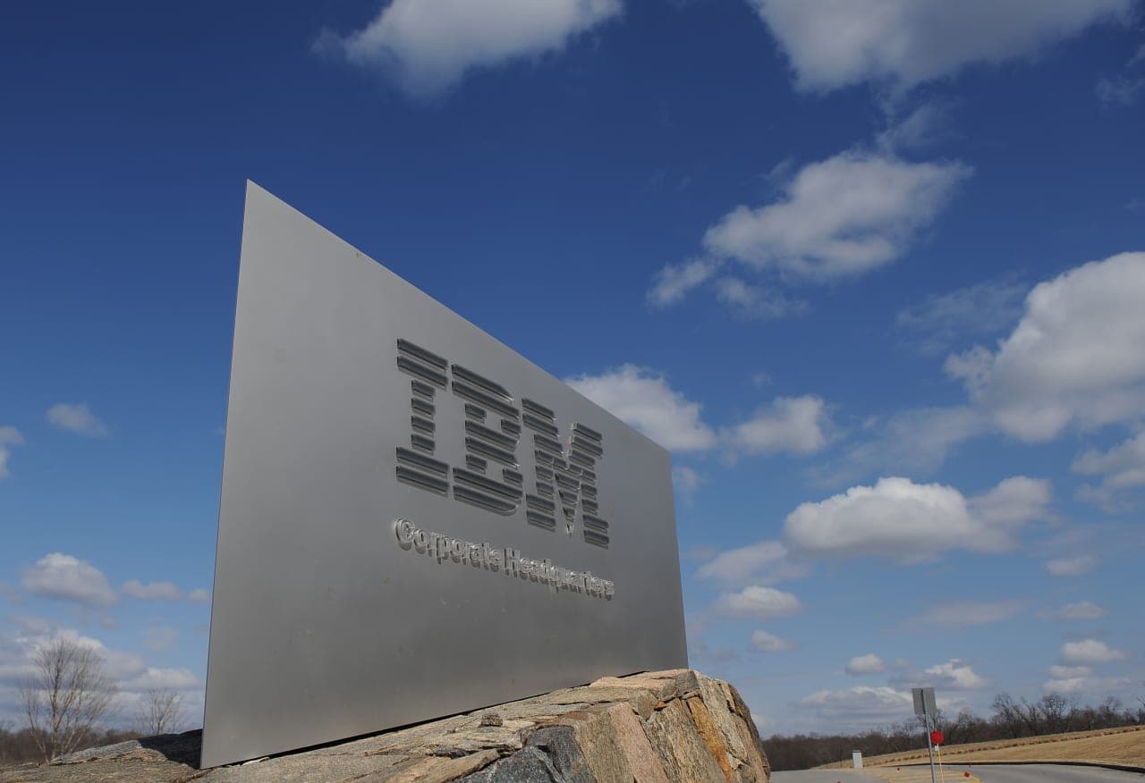 IBM workers pay a $400 million price for investing in company stock