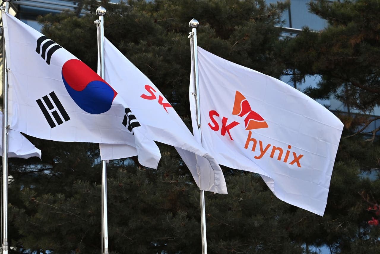 Geopolitical shock exposes SK Hynix leverage after hot ADR debut