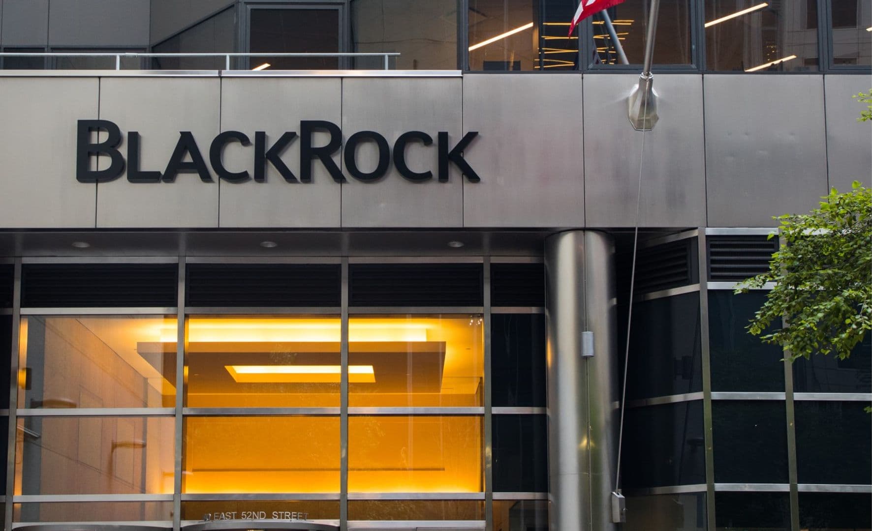 BlackRock files to list its bitcoin income ETF, with expected debut next week