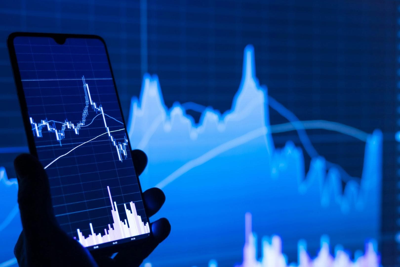 Bitcoin gets a green light from a reliable momentum gauge. Here are key levels to watch