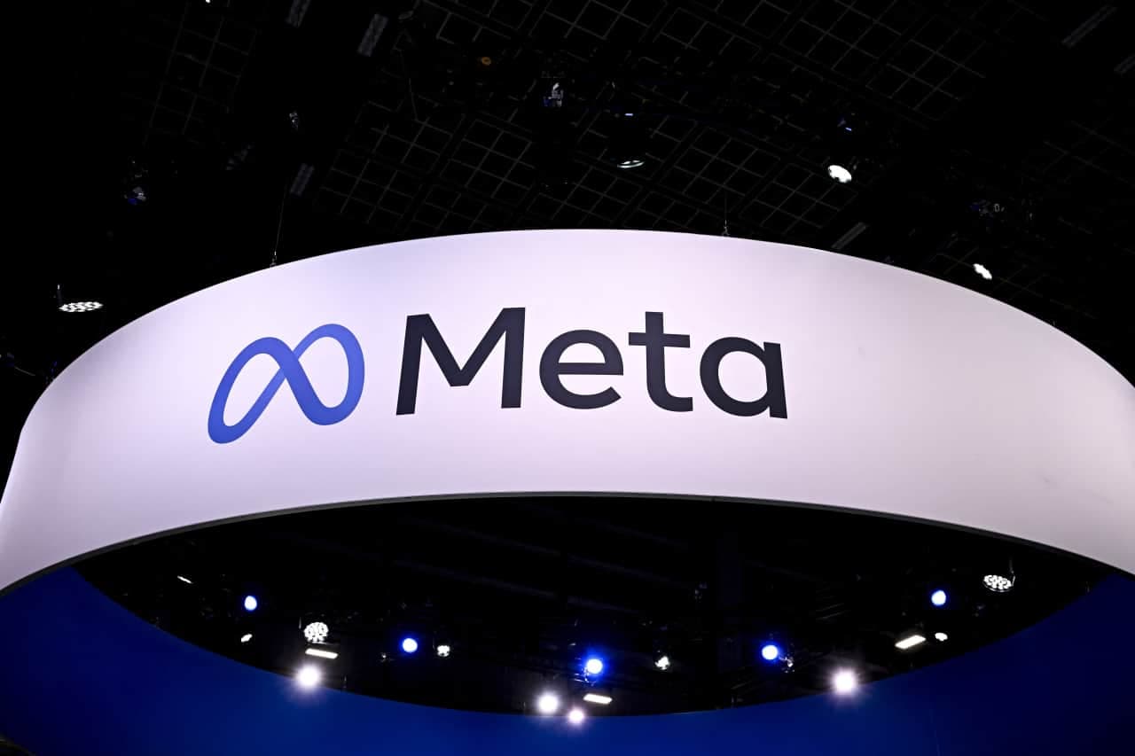Meta’s stock rebounds as agentic AI coding and custom chips ease spending fears
