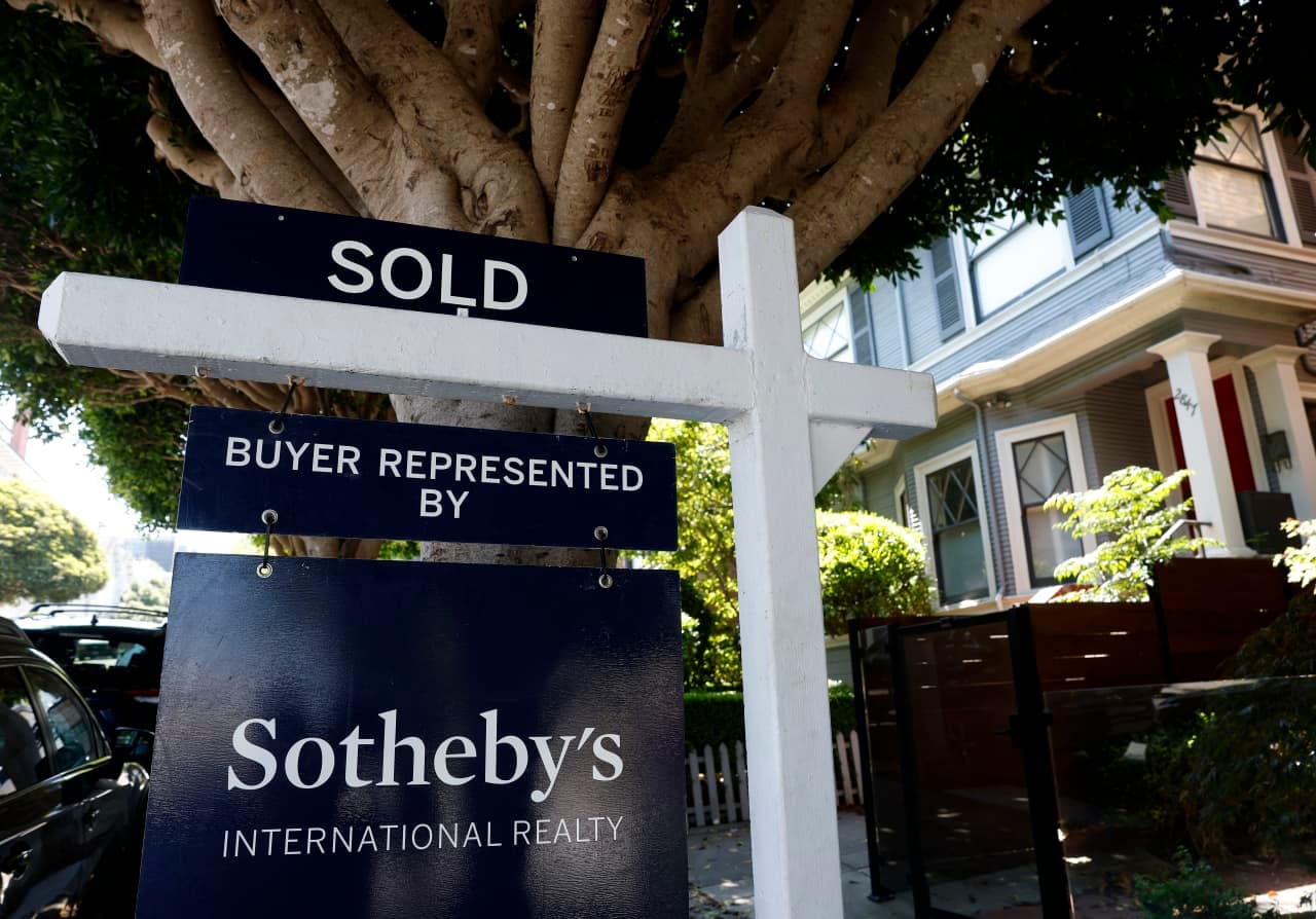 Mortgage rates jump as tensions with Iran spook bond investors