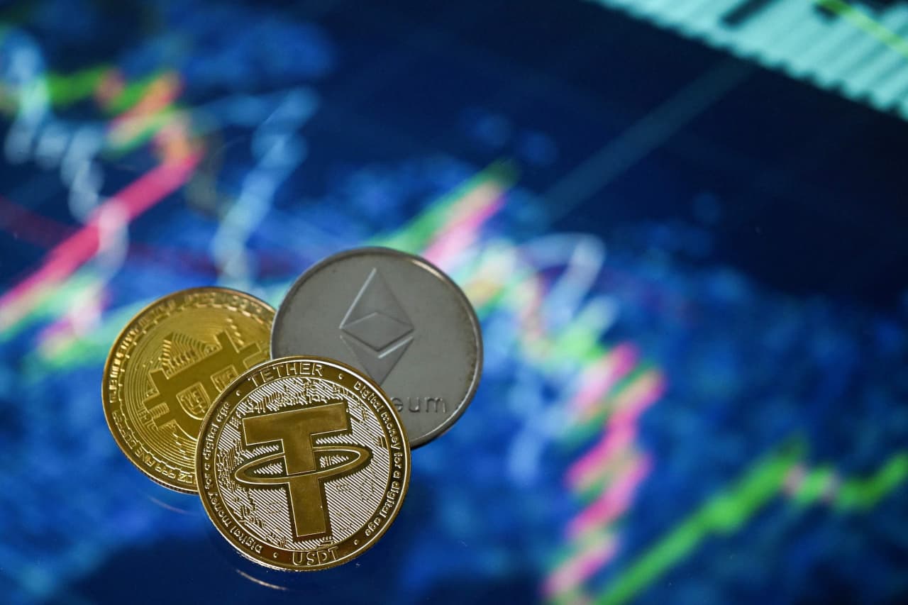 This crypto token just plunged 70%, taking its market cap below $1 billion