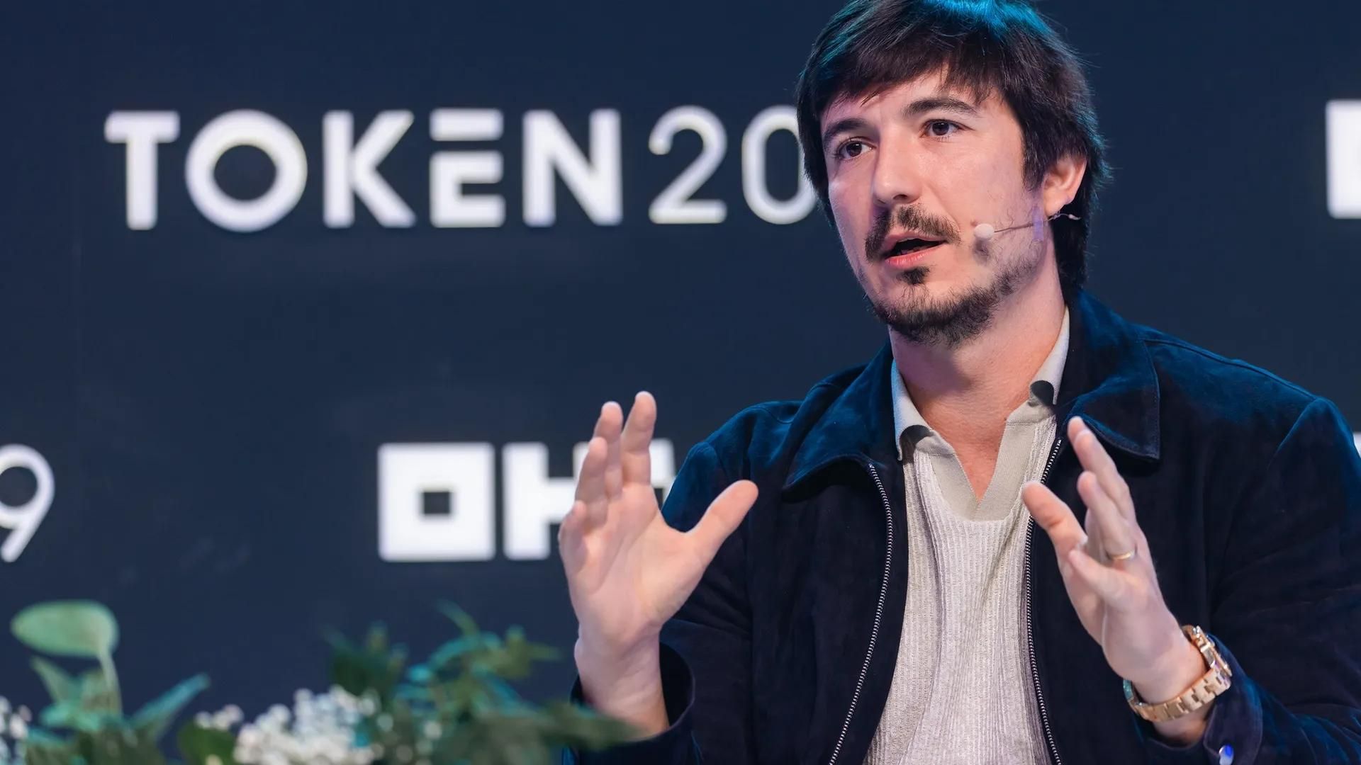 Robinhood slides 4% despite earnings beat as crypto revenue cools