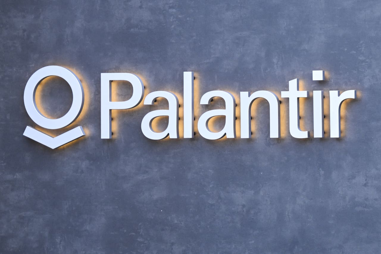 Why Palantir’s stock is having its worst month in years — even in the midst of an AI boom
