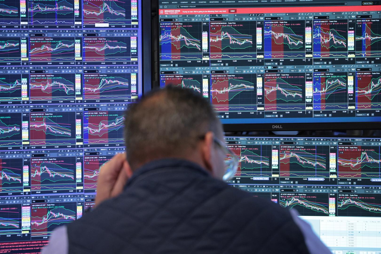 Bitcoin falls below $60,000 as AI trade continues to draw investor interest and capital