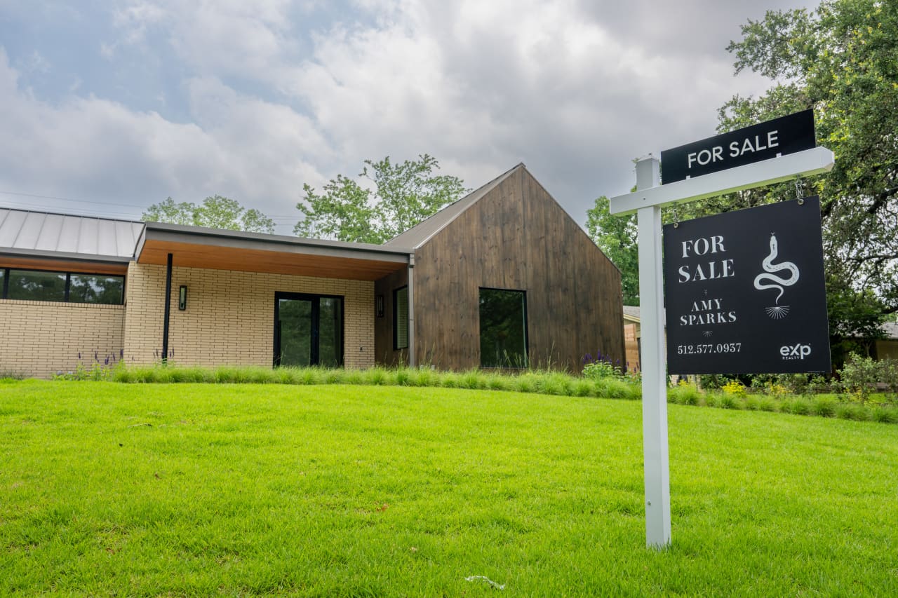 SpaceX employees now have enough wealth on paper to buy every home in this Texas city