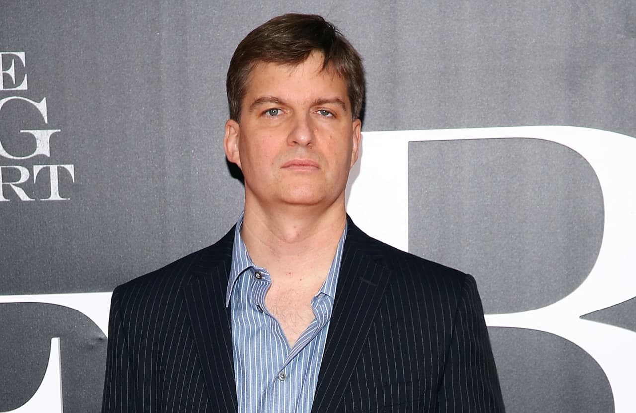 The S&P 500 just hit a new high. ‘Big Short’ investor Michael Burry thinks it could bring a 1987-style fall.