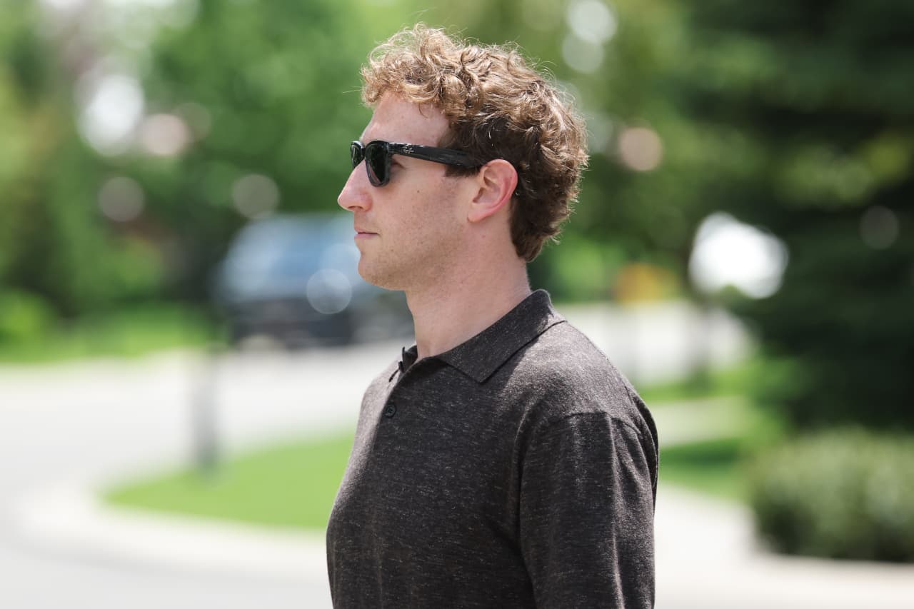 Mark Zuckerberg takes on the AI doomers in 6,500-word essay