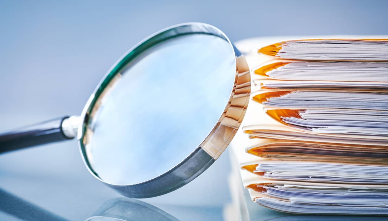Who should handle your estate plan: Your lawyer or your financial adviser?