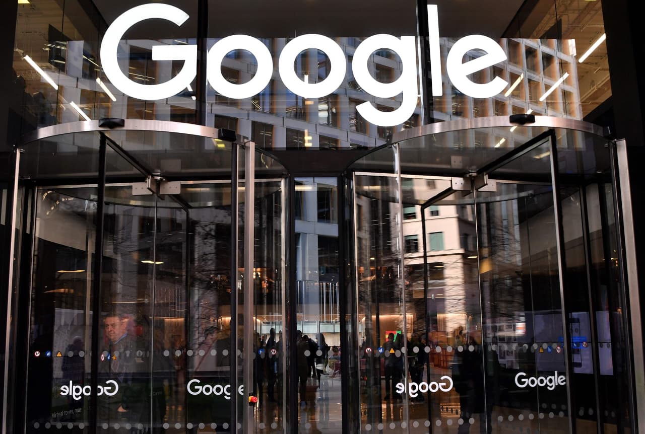 Here’s how much revenue S&P 500 companies make from overseas