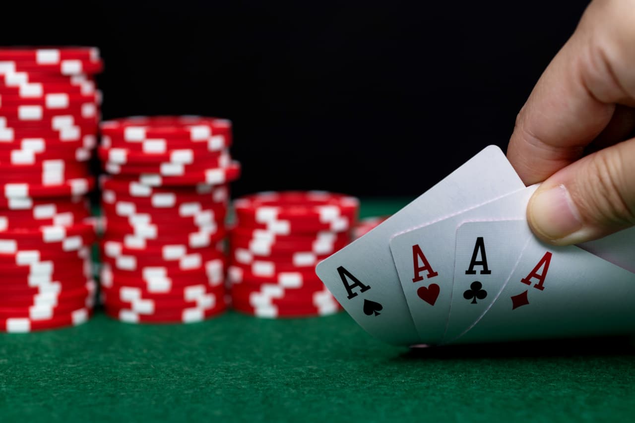 For 44 years, this investor held aces in the long-bond game. He just folded.