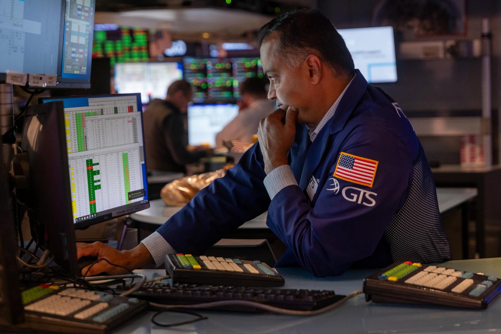 Crypto’s favorite $90 trillion trading product is coming to Wall Street, but big banks are taking it slow