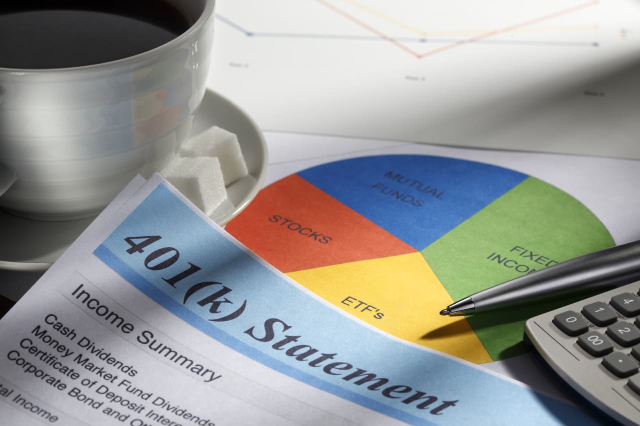 Americans’ 401(k) balances hit record levels last year. See how you compare.