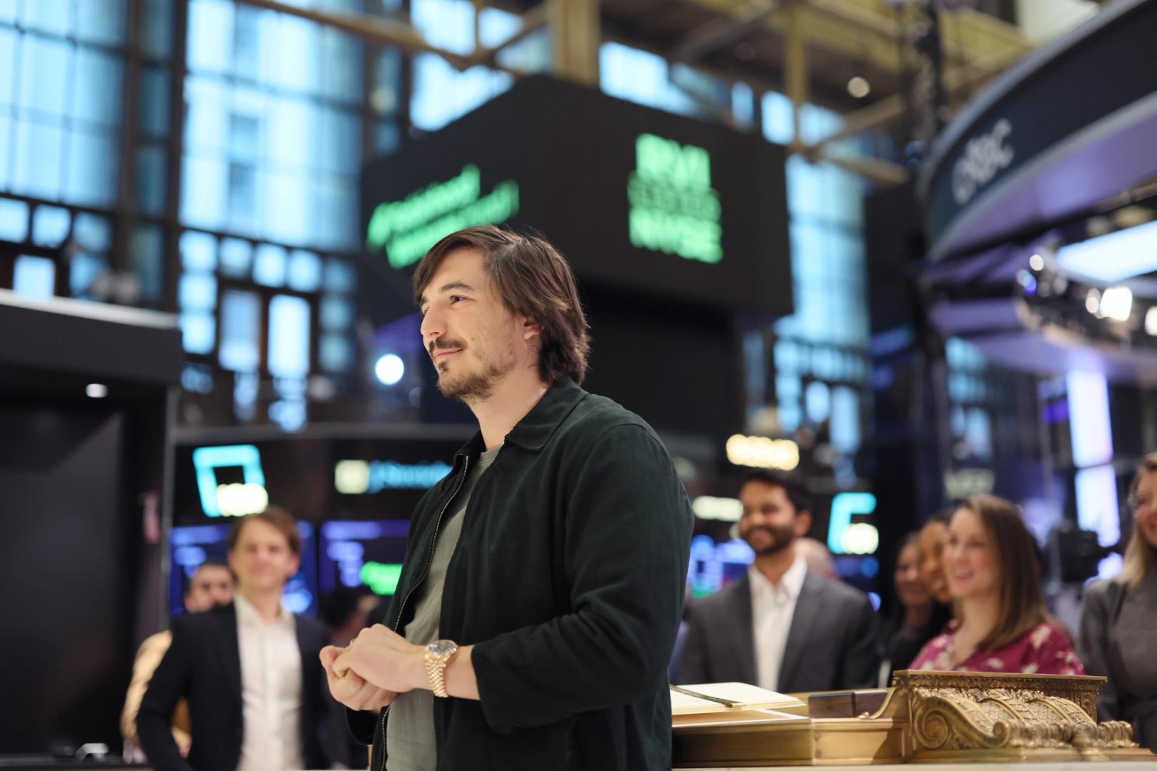 Robinhood Chain's real-world assets jump fivefold as tokenized stocks start trading in bigger size