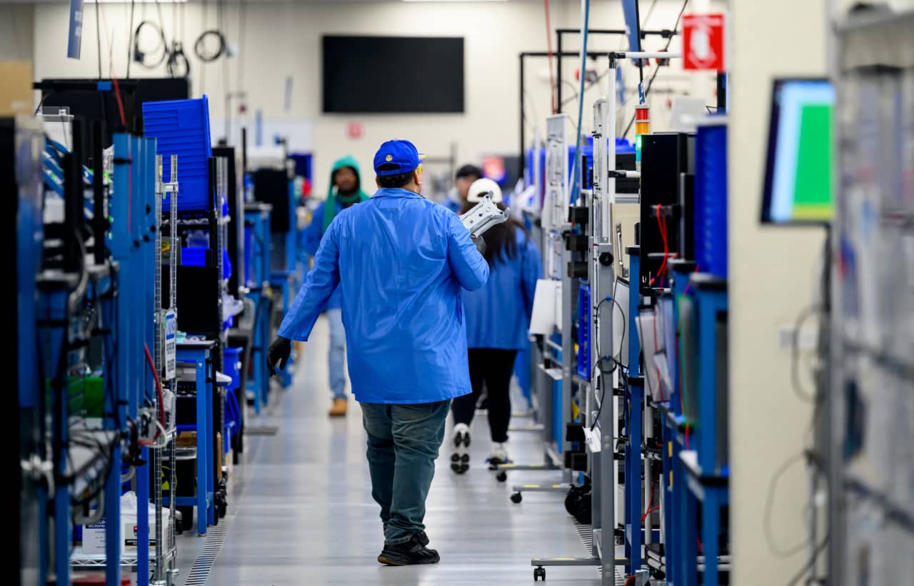 American manufacturers grow at fastest clip in 4 years due to AI boom — but all is not well