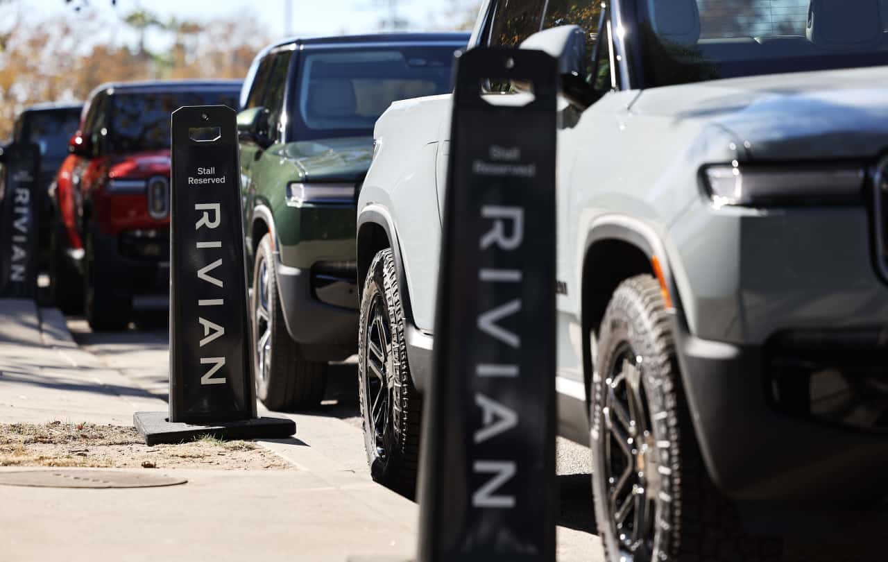 Rivian’s stock sale triggers worst rout for the shares in nearly two years