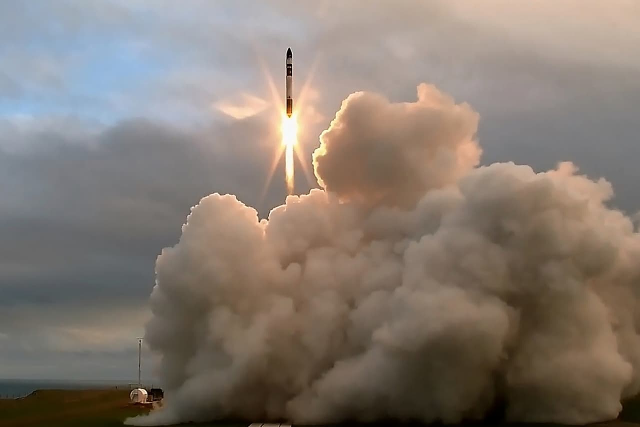 Rocket Lab to take on SpaceX’s Starlink with $8 billion acquisition