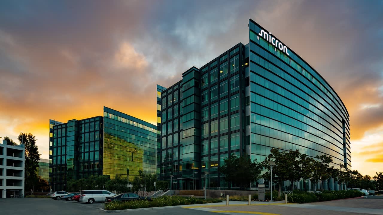 Michael Burry makes a bearish bet against hot memory stock Micron: reports