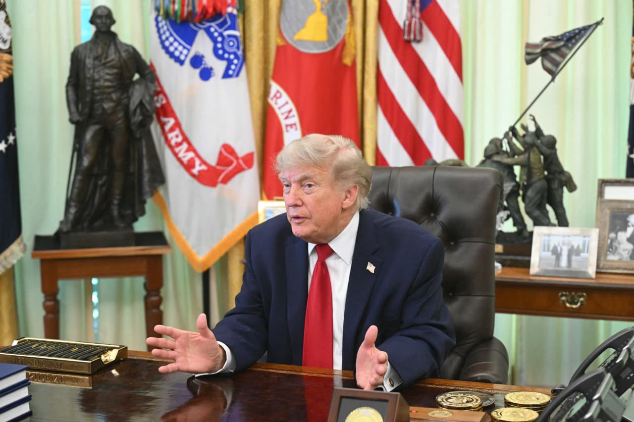 Trump discloses expanding financial empire, including Apple stock, celebration coins and crypto