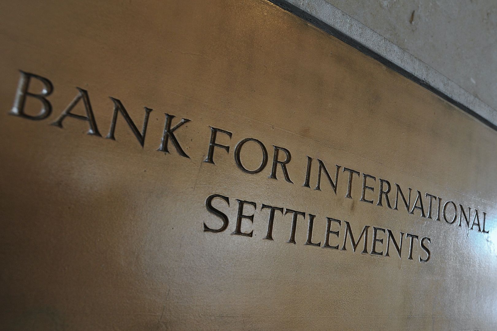 Global banks test tokenized money for cross-border payments in $1 million BIS pilot