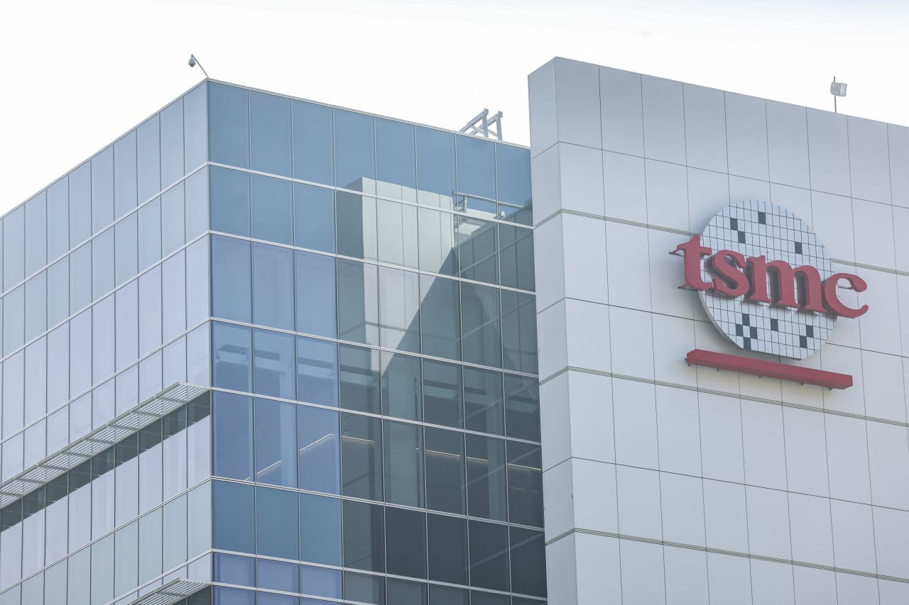 TSMC posts record quarter — but expectations are now ‘exceptionally high,’ says fund manager