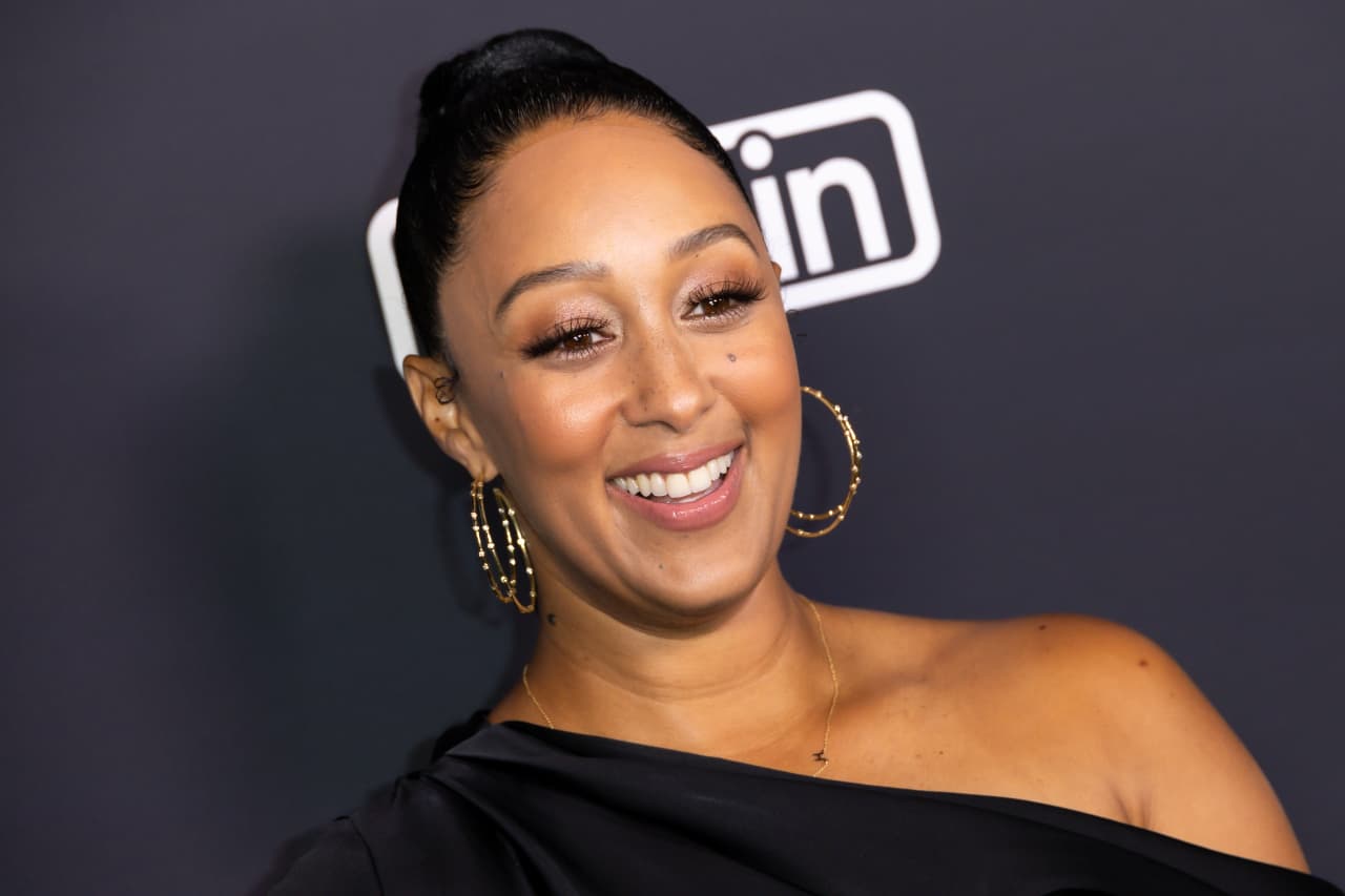 Tamera Mowry lists Bay Area house for $2.7 million as she prepares to build Napa Valley ‘dream home’