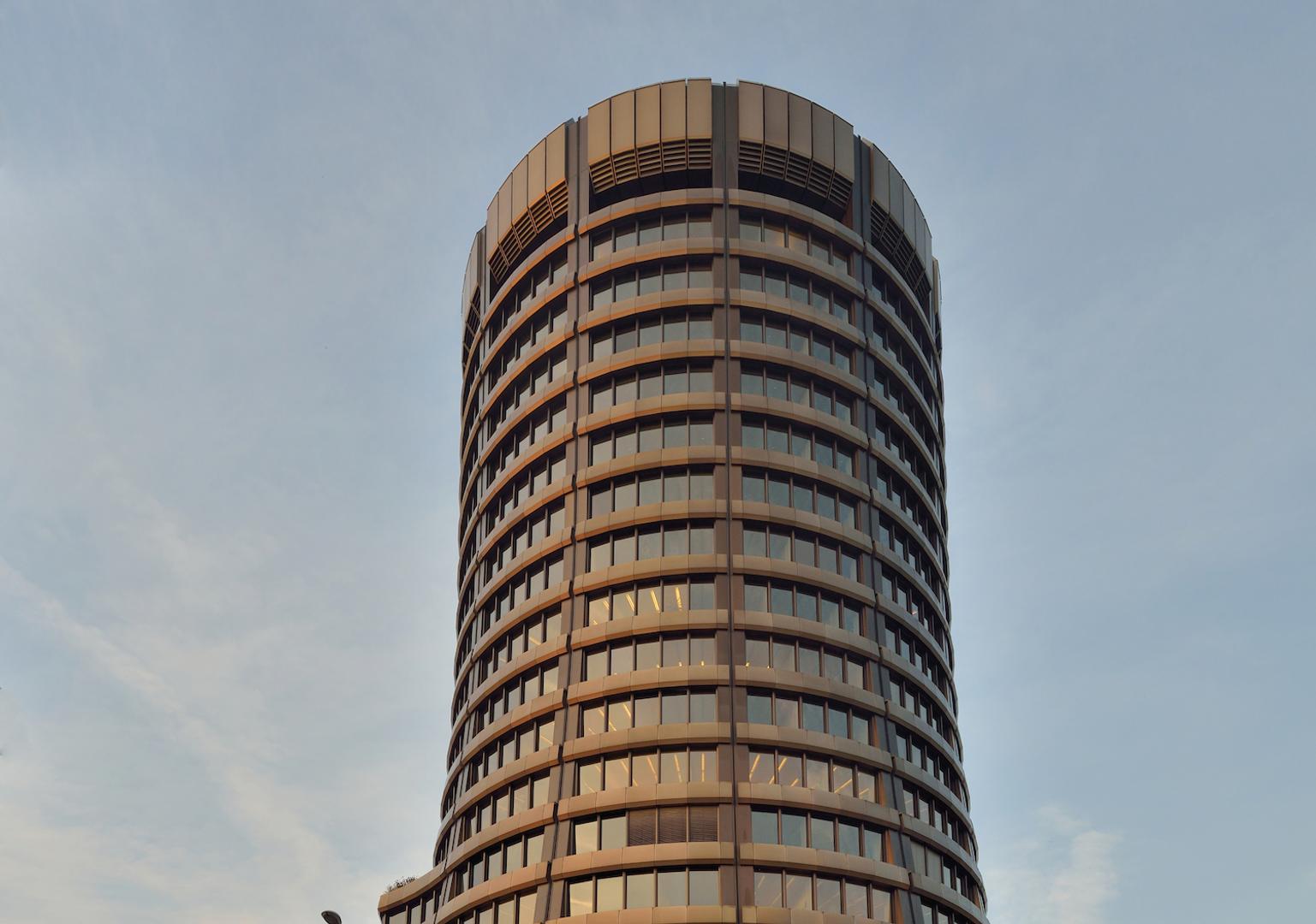 BIS warns stablecoins are more like ETFs than actual money, and they're creating FX risk