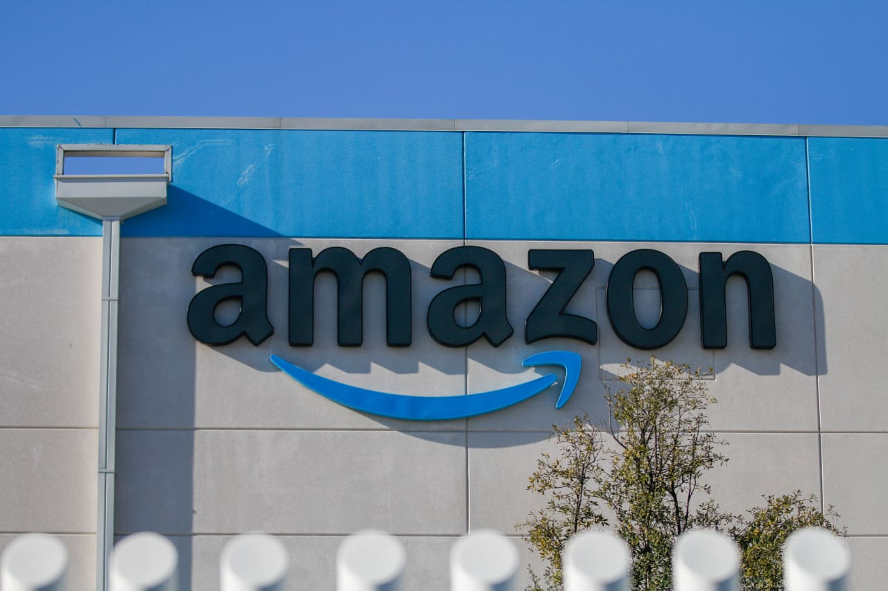 Amazon’s stock rides booming cloud growth toward best day in 11 years