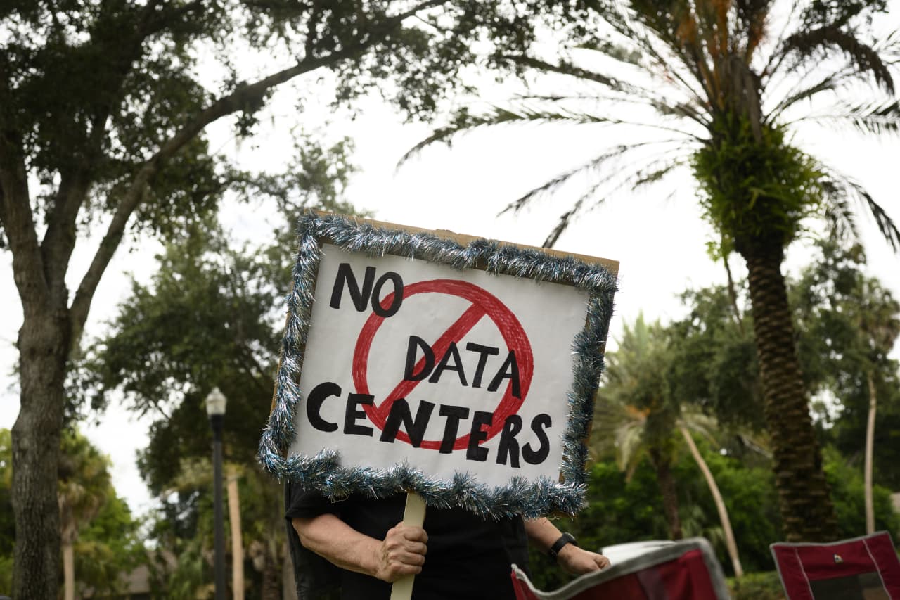 Is your AI data-center stock vulnerable to voter backlash? Use this 5-part test to find out.